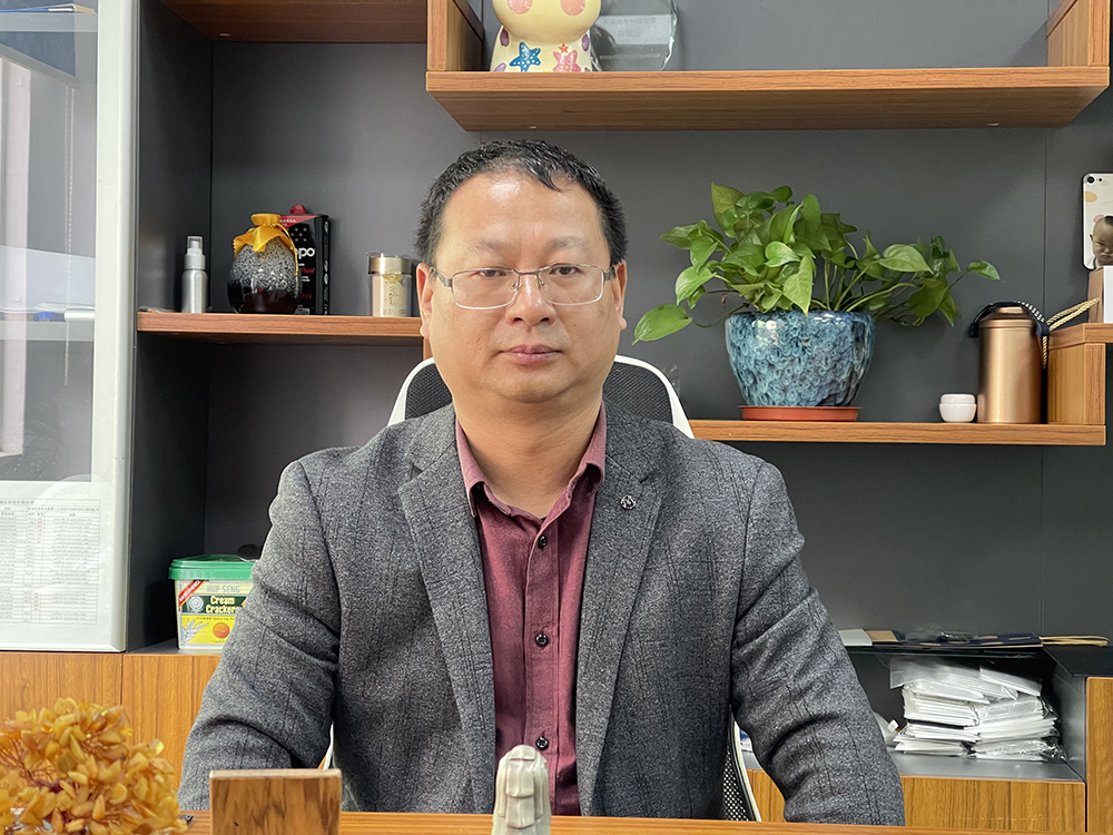 易立博总经理王立军